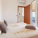 Villa Apartment, Sicily With Terrace *