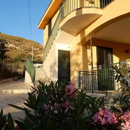 Villa Apartment, Sicily With Terrace Realmonte